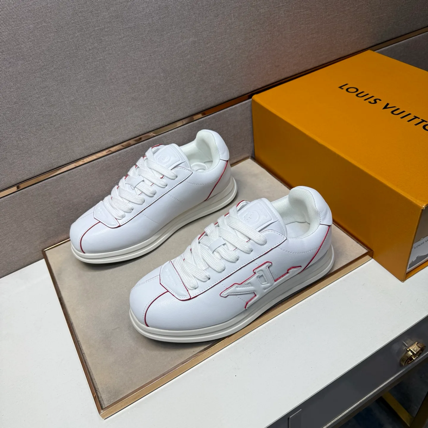 Men's men's shoes 💰pp560 [LV～] Men's casual shoes 2025z cabinet sales simultaneously 🔶Size: 38-44 #️⃣ 🔷6 colors🔜The upper is made of multi-material splicing➕Mesh lining, comfortable and breathable, sole: original comfortable and wear-resistant outsole, ⚠️real thing📱photographed🎬real thing is better📢📢📢